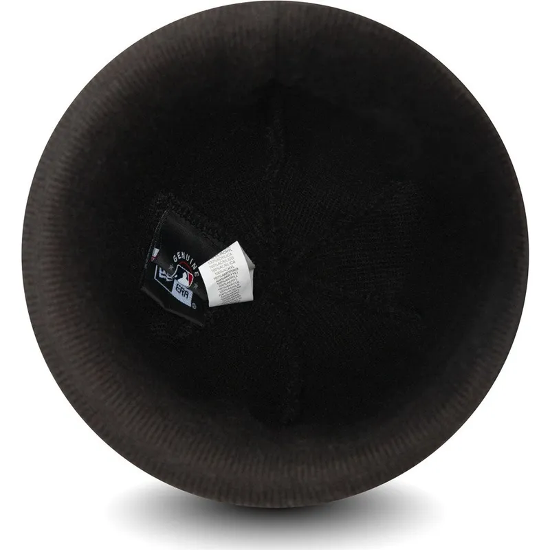 cepice-cerna-knit-cuff-league-essential-new-york-yankees-mlb-new-era