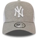cepice-zaoblena-seda-snapback-a-frame-jersey-essential-new-york-yankees-mlb-new-era