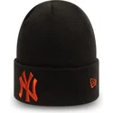 cepice-cerna-marron-league-essential-cuff-new-york-yankees-mlb-new-era