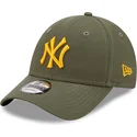 cepice-zaoblena-zelena-nastavitelny-9forty-league-essential-new-york-yankees-mlb-new-era
