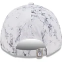 verstellbare-weisse-curved-cap-9forty-clear-marble-le-louvre-von-new-era