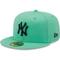 cepice-rovna-modra-prilehava-59fifty-league-essential-new-york-yankees-mlb-new-era