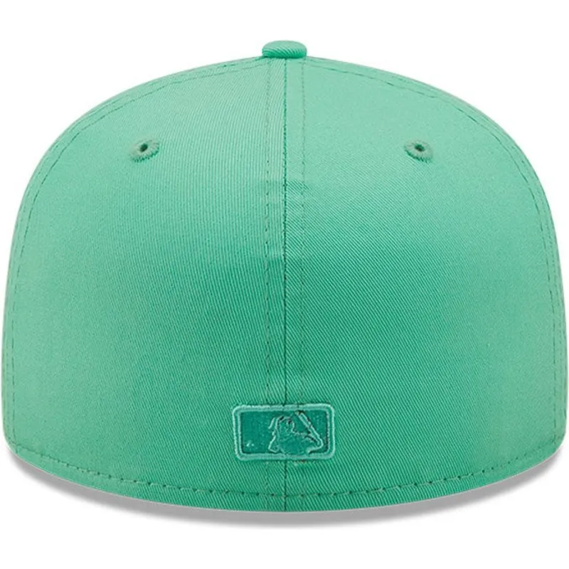 cepice-rovna-modra-prilehava-59fifty-league-essential-new-york-yankees-mlb-new-era