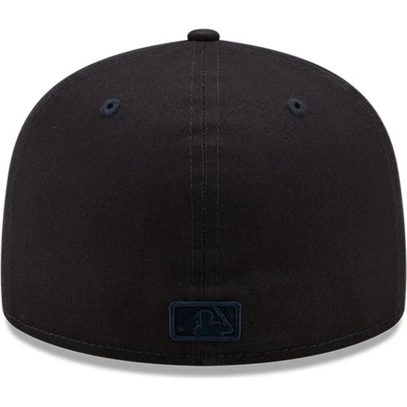 cepice-rovna-namornicka-modra-prilehava-59fifty-league-essential-new-york-yankees-mlb-new-era
