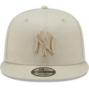 cepice-rovna-seda-snapback-9fifty-league-essential-new-york-yankees-mlb-new-era