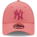 cepice-zaoblena-ruzova-nastavitelny-9forty-league-essential-new-york-yankees-mlb-new-era