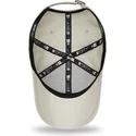 bojd-beige-justerbar-keps-med-rod-logotyp-9forty-league-essential-fran-new-york-yankees-mlb-av-new-era