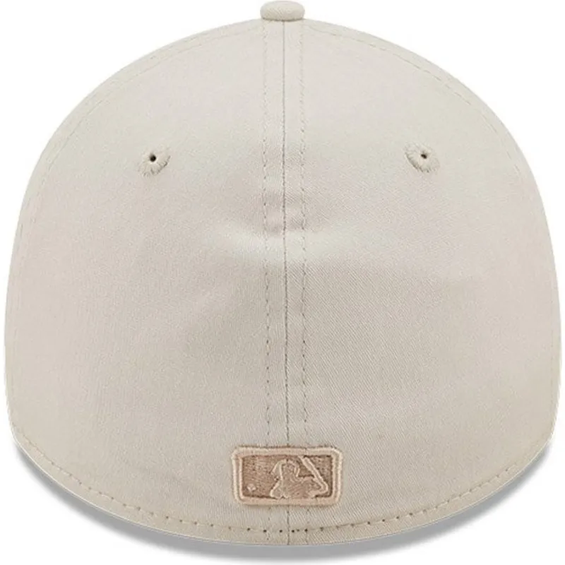 beige-gebogener-stretch-fit-cap-39thirty-league-essential-der-los-angeles-dodgers-mlb-von-new-era