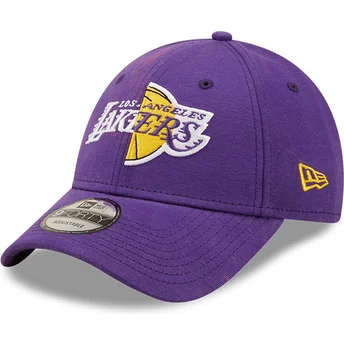 Violette gebogene verstellbare Kappe 9FORTY Washed Pack Split Logo der Los Angeles Lakers NBA von New Era