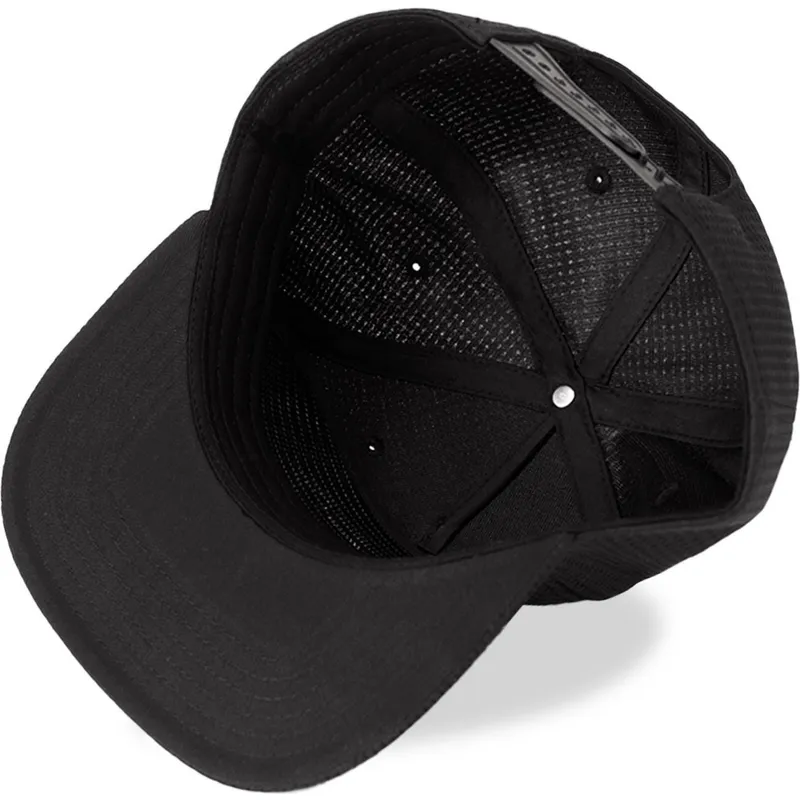 cepice-rovna-cerna-snapback-metal-badge-difuzed