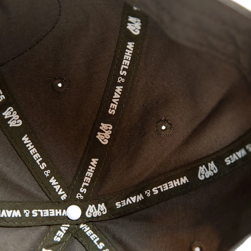 cepice-zaoblena-hneda-snapback-commando-ww14-wheels-and-waves cepice-zaoblena-hneda-snapback-commando-ww14-wheels-and-waves