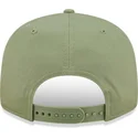 cepice-rovna-zelena-snapback-9fifty-league-essential-new-york-yankees-mlb-new-era