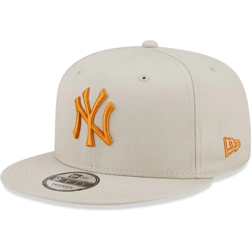 cepice-rovna-bezova-snapback-9fifty-league-essential-new-york-yankees-mlb-new-era