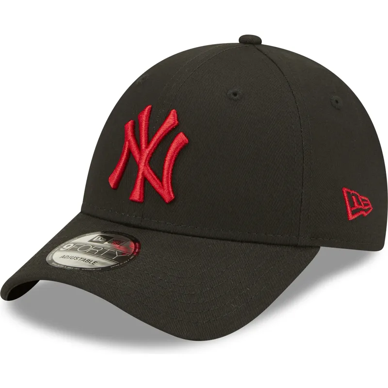 cepice-zaoblena-cerna-nastavitelny-9forty-league-essential-new-york-yankees-mlb-new-era