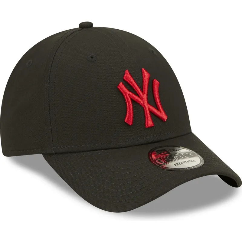cepice-zaoblena-cerna-nastavitelny-9forty-league-essential-new-york-yankees-mlb-new-era