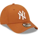 cepice-zaoblena-hneda-nastavitelny-9forty-league-essential-new-york-yankees-mlb-new-era