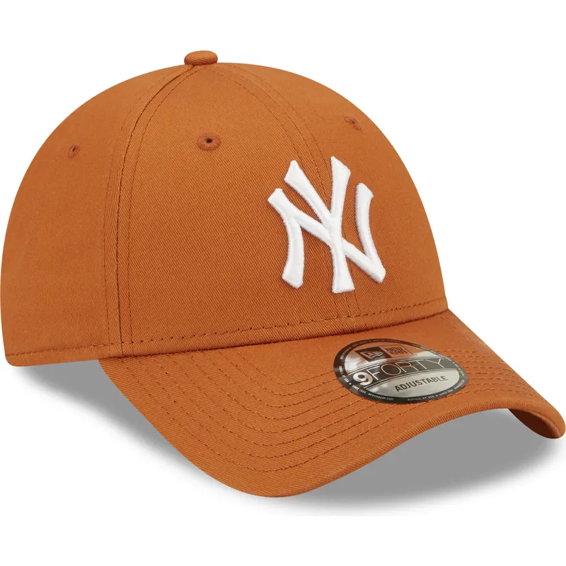 cepice-zaoblena-hneda-nastavitelny-9forty-league-essential-new-york-yankees-mlb-new-era