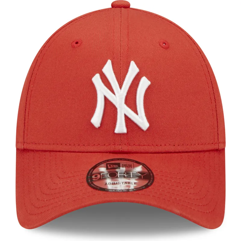 cepice-zaoblena-cervena-nastavitelny-9forty-league-essential-new-york-yankees-mlb-new-era