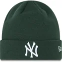 cepice-zelena-league-essential-cuff-new-york-yankees-mlb-new-era