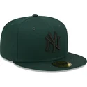 cepice-rovna-zelena-prilehava-59fifty-league-essential-new-york-yankees-mlb-new-era