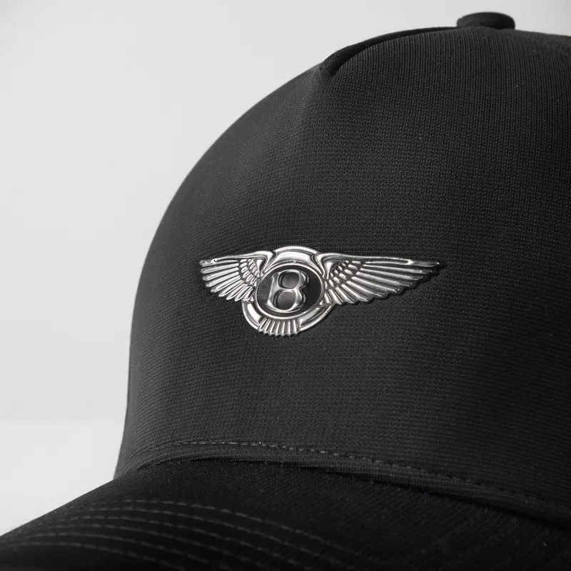 cepice-zaoblena-cerna-prilehava-b7cb-golf-bentley