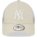cap-zaoblena-beige-snapback-9forty-a-frame-new-york-yankees-mlb-new-era