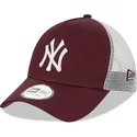 cepice-zaoblena-cervena-snapback-9forty-a-frame-new-york-yankees-mlb-new-era
