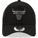 cepice-zaoblena-cerna-snapback-9forty-a-frame-tonal-chicago-bulls-nba-new-era