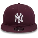 cepice-rovna-cervena-snapback-9fifty-essential-new-york-yankees-mlb-new-era