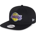 cepice-rovna-cerna-snapback-9fifty-essential-los-angeles-lakers-nba-new-era