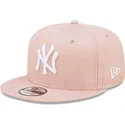 cepice-rovna-ruzova-snapback-9fifty-league-essential-new-york-yankees-mlb-new-era