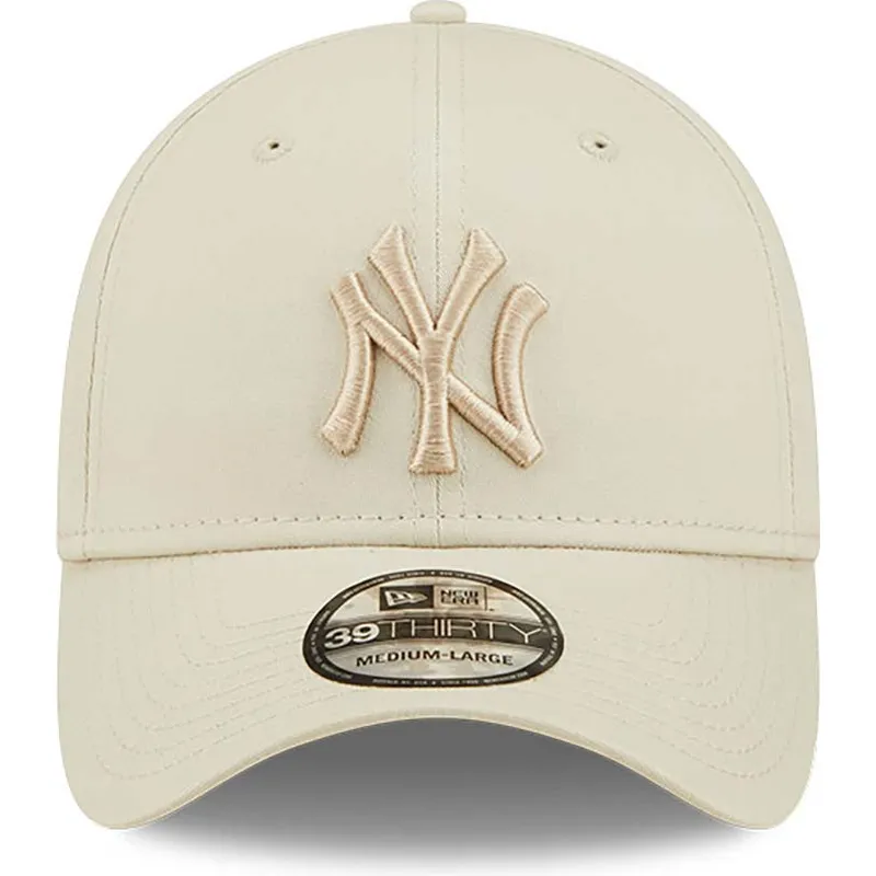 beige-gebogene-verstellbare-kappe-mit-beigem-logo-39thirty-league-essential-der-new-york-yankees-mlb-von-new-era
