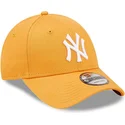 9forty-league-essential-new-york-yankees-mlb-verstellbare-orangefarbene-kappe-mit-gebogenem-schirm-von-new-era