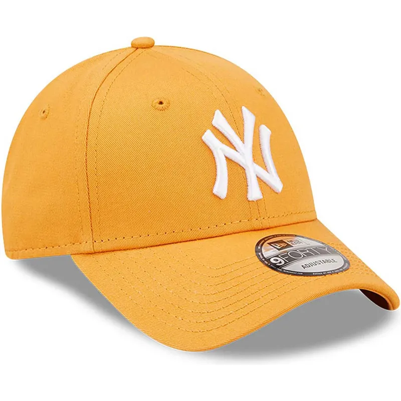 cepice-zaoblena-oranzova-nastavitelny-9forty-league-essential-new-york-yankees-mlb-new-era
