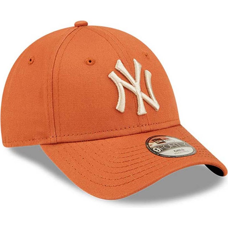 new-era-curved-brim-youth-9forty-league-essential-new-york-yankees-mlb-orange-adjustable-cap-with-beige-logo
