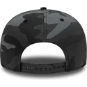 new-era-9fifty-team-las-vegas-raiders-nfl-snapback-kappe-in-schwarz-camouflage