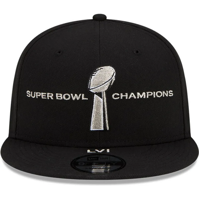 cepice-rovna-cerna-snapback-9fifty-parade-super-bowl-champions-lvi-2022-los-angeles-rams-nfl-new-era