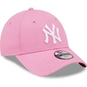verstellbare-rosa-curved-cap-fur-kinder-9forty-league-essential-der-new-york-yankees-mlb-von-new-era