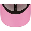 verstellbare-rosa-curved-cap-fur-kinder-9forty-league-essential-der-new-york-yankees-mlb-von-new-era