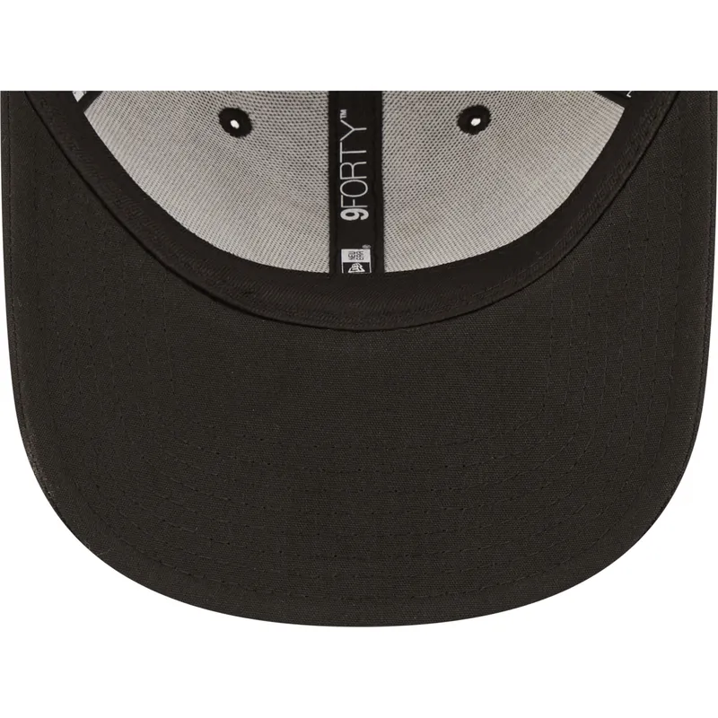 cepice-zaoblena-cerna-nastavitelny-9forty-repreve-monochrom-chicago-bulls-nba-new-era