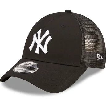 Schwarze verstellbare Trucker-Kappe A Frame Home Field der New York Yankees MLB von New Era