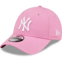 cepice-zaoblena-ruzova-nastavitelny-9forty-league-essential-new-york-yankees-mlb-new-era