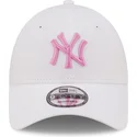 cepice-zaoblena-bila-nastavitelny-rosa-9forty-league-essential-new-york-yankees-mlb-new-era