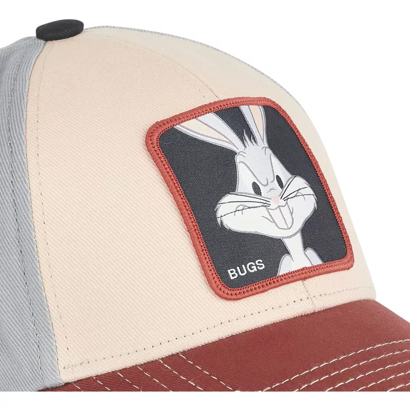 capslab-curved-brim-bugs-bunny-bu6-looney-tunes-beige-red-and-navy-blue-snapback-cap