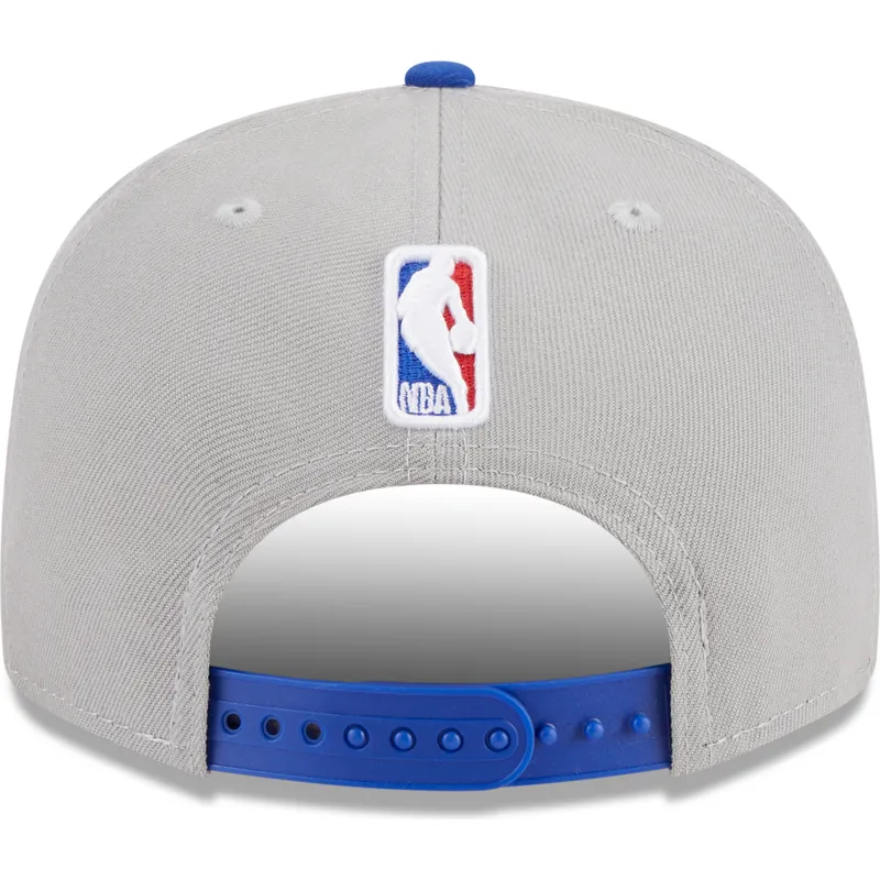 cepice-rovna-seda-snapback-9fifty-draft-edition-2023-new-york-knicks-nba-new-era