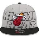 cepice-rovna-seda-snapback-9fifty-draft-edition-2023-miami-heat-nba-new-era