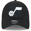 justerbar-svart-bojd-keps-9twenty-draft-edition-2023-av-utah-jazz-nba-fran-new-era