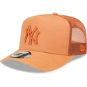 cepice-zaoblena-hneda-snapback-a-frame-tech-ripstop-new-york-yankees-mlb-new-era