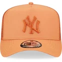 new-era-mlb-new-york-yankees-a-frame-tech-ripstop-braune-trucker-kappe-mit-braunem-logo