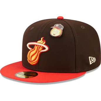 Čepice rovná hnědá přiléhavá 59FIFTY The Elements Fire Pin Miami Heat NBA New Era